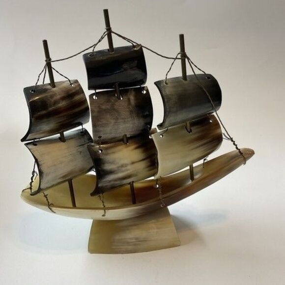 Vintage Handmade Horn Sailing Ship Nautical Boat Carved Horn Library 7"X7" - Picture 1 of 12